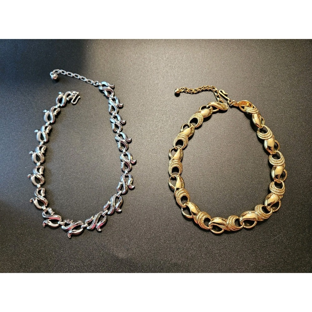 Lot of 2 Vintage Trifari Chokers (589)